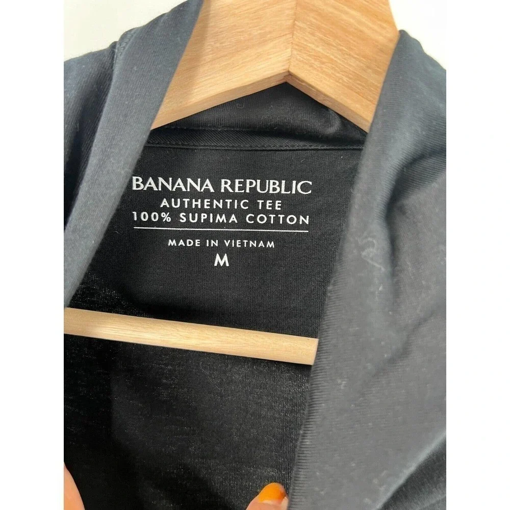 BANANA REPUBLIC Mens Medium Black Supima Cotton Graphic Hoodie Shirt Long Sleeve